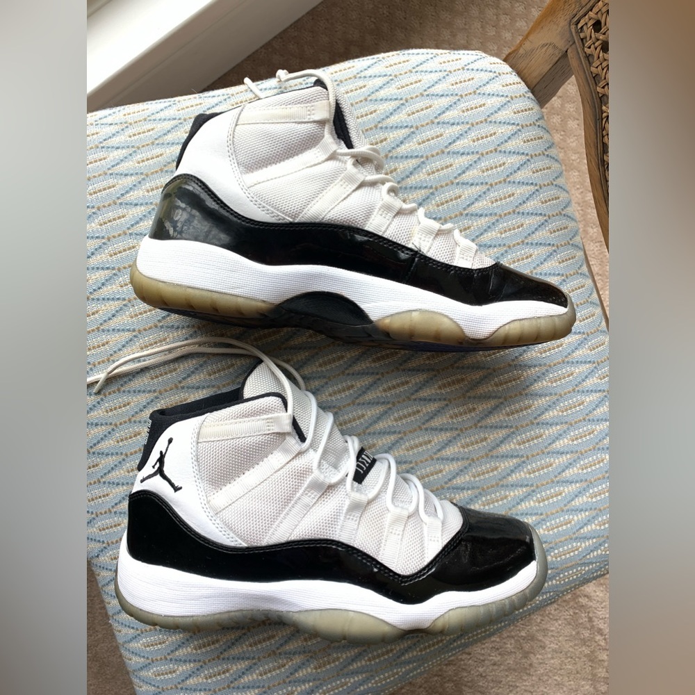 Retro Jordan concord 6y